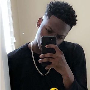 Meet your Posher, Aaron